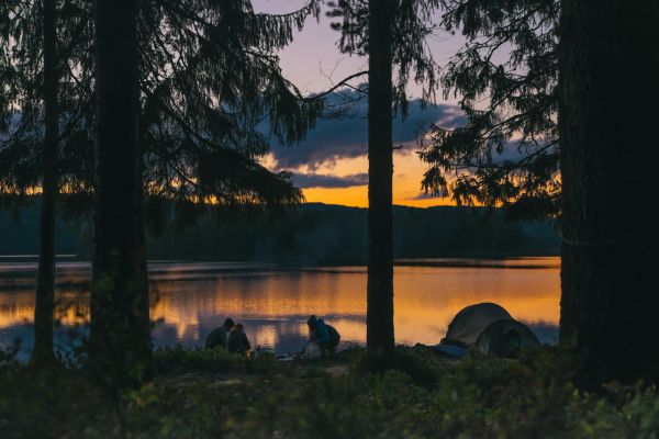 Découvrez le luxe et la nature au camping 4 étoiles des landes